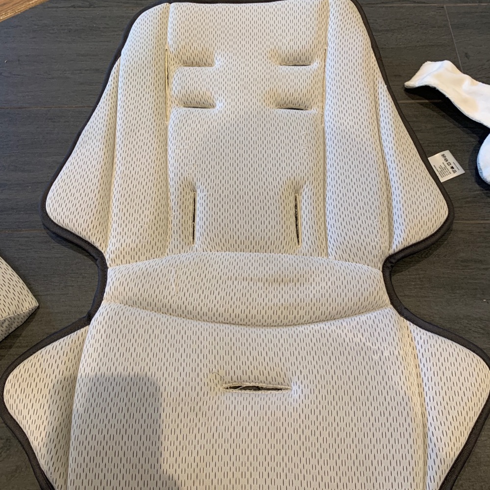 Uppababy Infant Snug Seat